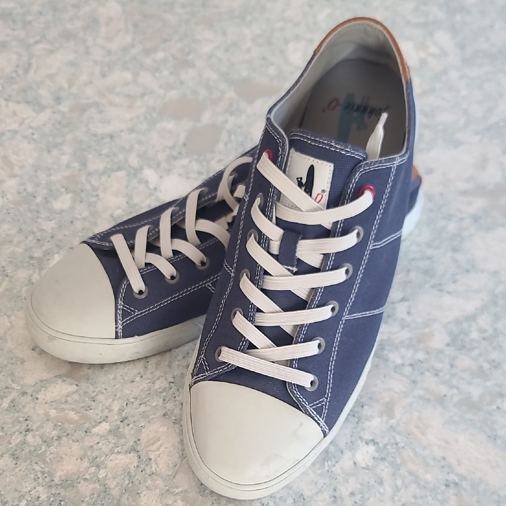 johnnie-O Classic Sail Away Navy Sneakers